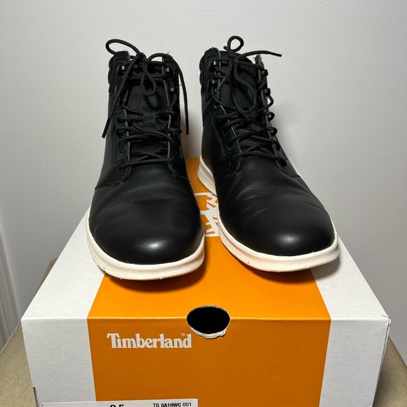 Timberland Men’s Graydon Sneaker Boot
Size 9.5 - Picture 2 of 7